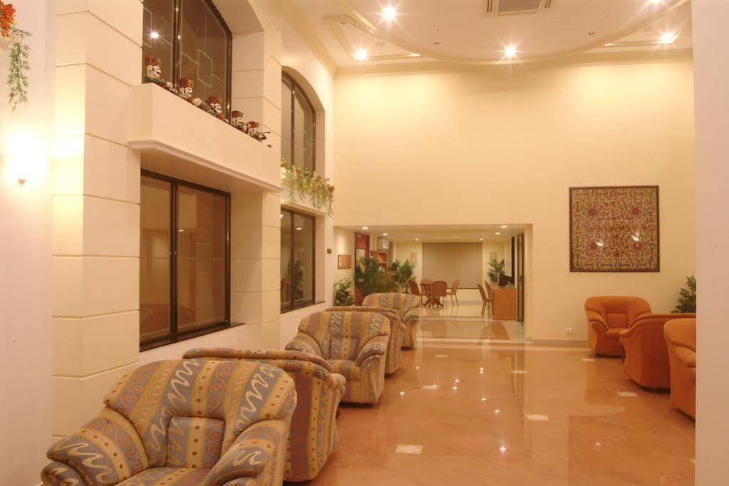 The Grand Regency Rajkot Exterior foto