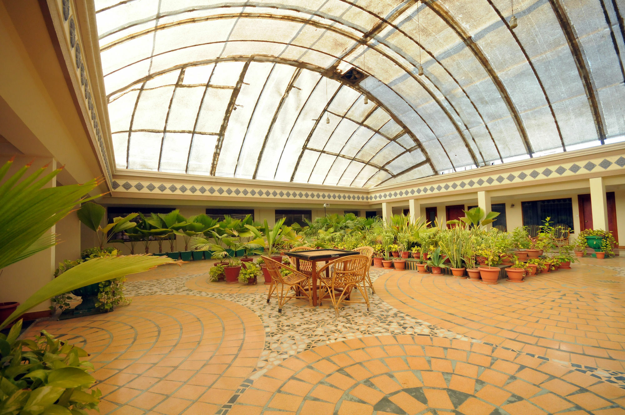 The Grand Regency Rajkot Exterior foto